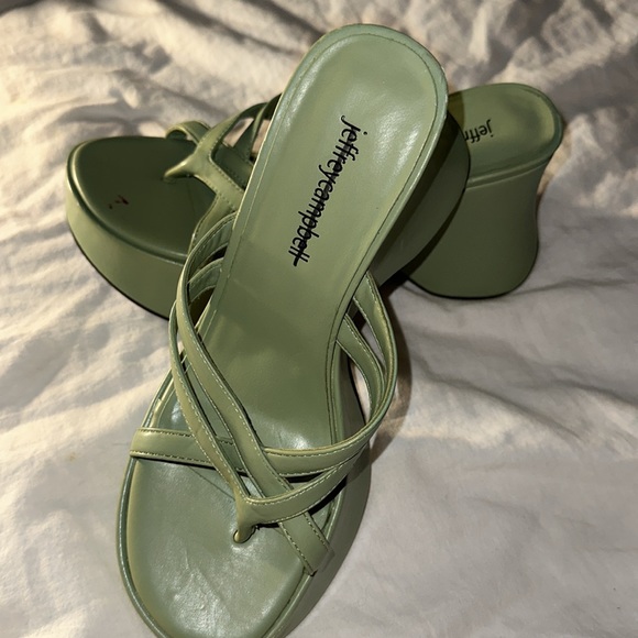 Jeffrey Campbell Wedges Never worn size 6 - Picture 3 of 3